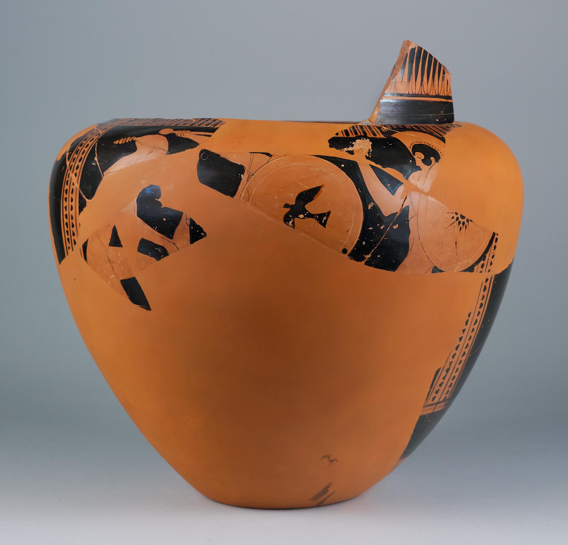 Another view of the vase, the body depicting an arming and call to action