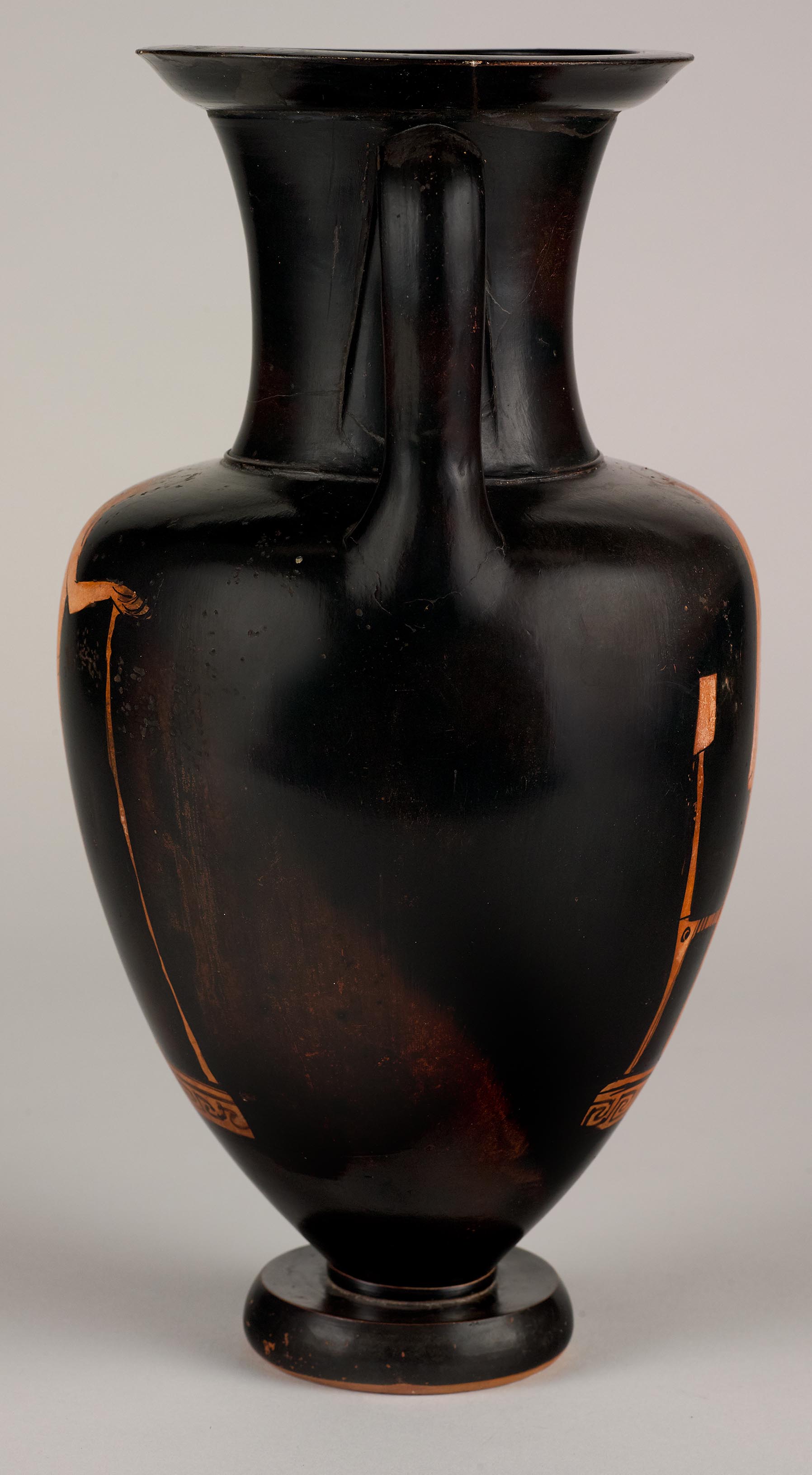 The other side of the vase, not showing the figures